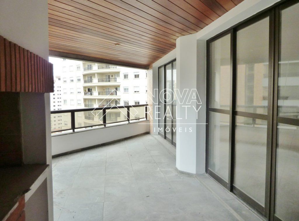 Apartamento, 4 quartos, 244 m² - Foto 2