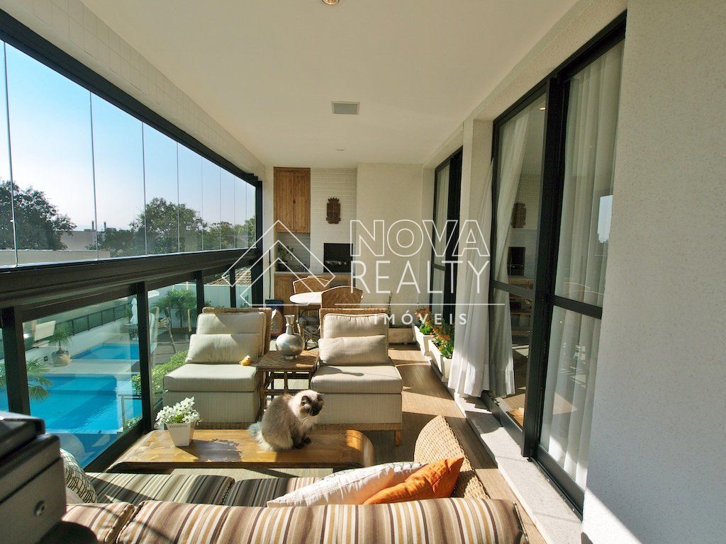 Apartamento, 3 quartos, 158 m² - Foto 1