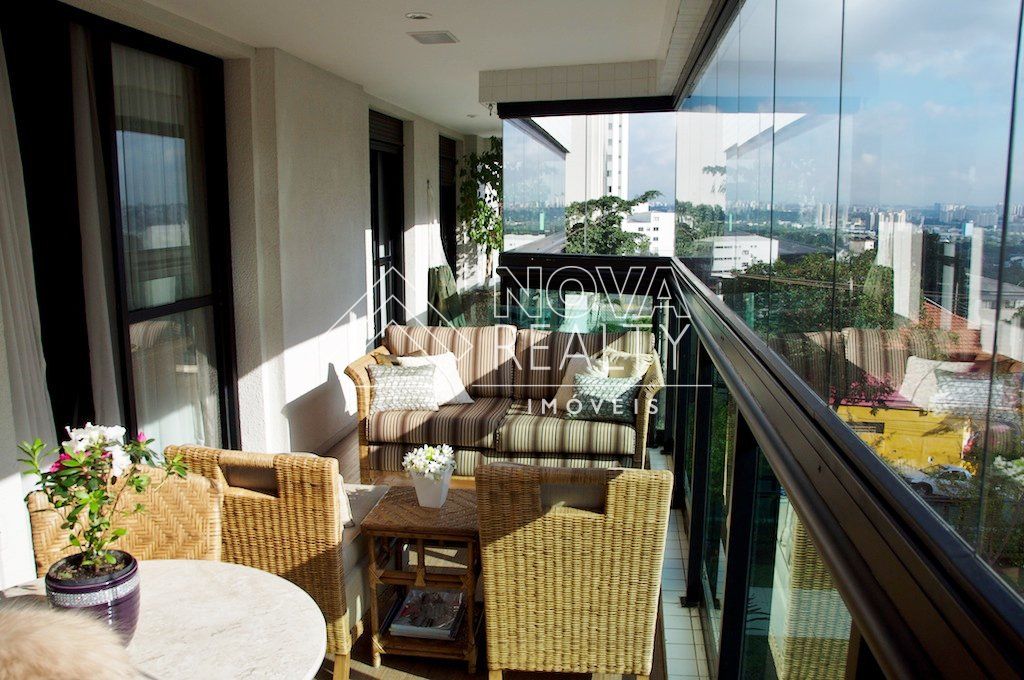 Apartamento, 3 quartos, 158 m² - Foto 2