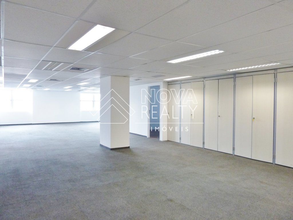 Sala-Conjunto, 210 m² - Foto 1