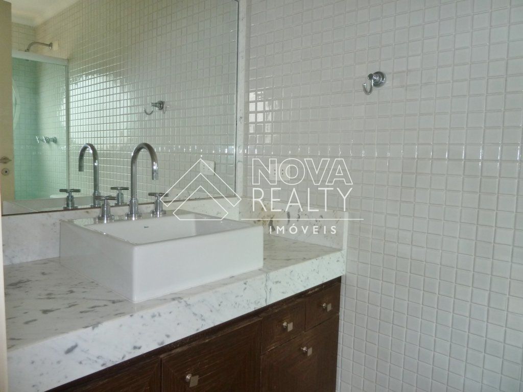 Cobertura, 3 quartos, 239 m² - Foto 10