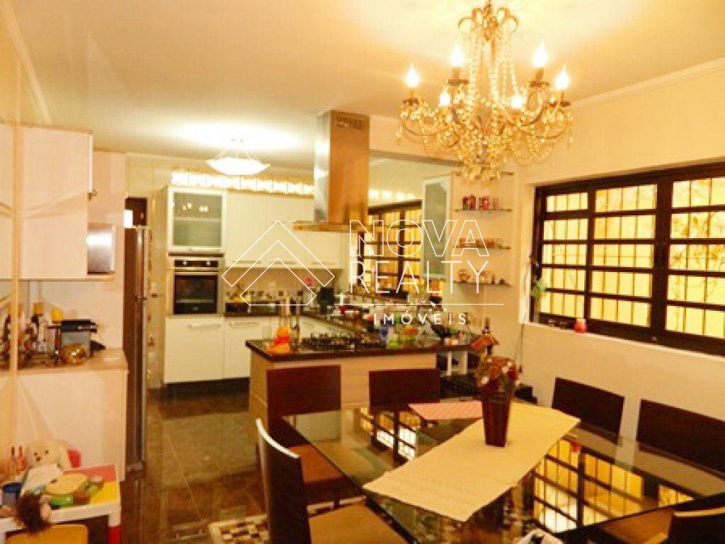 Sobrado, 4 quartos, 250 m² - Foto 4