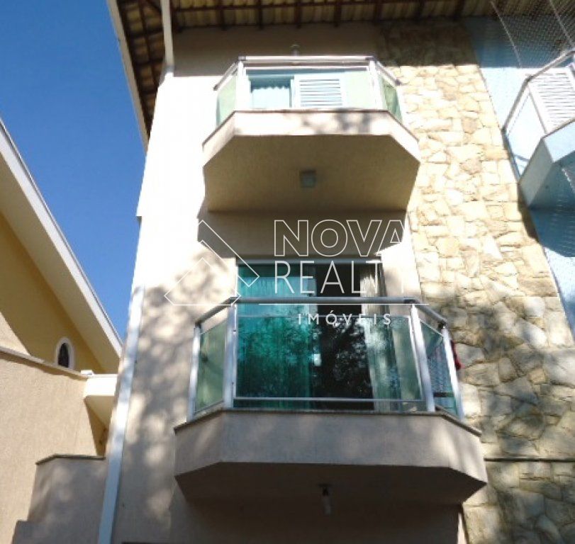 Sobrado, 3 quartos, 200 m² - Foto 1