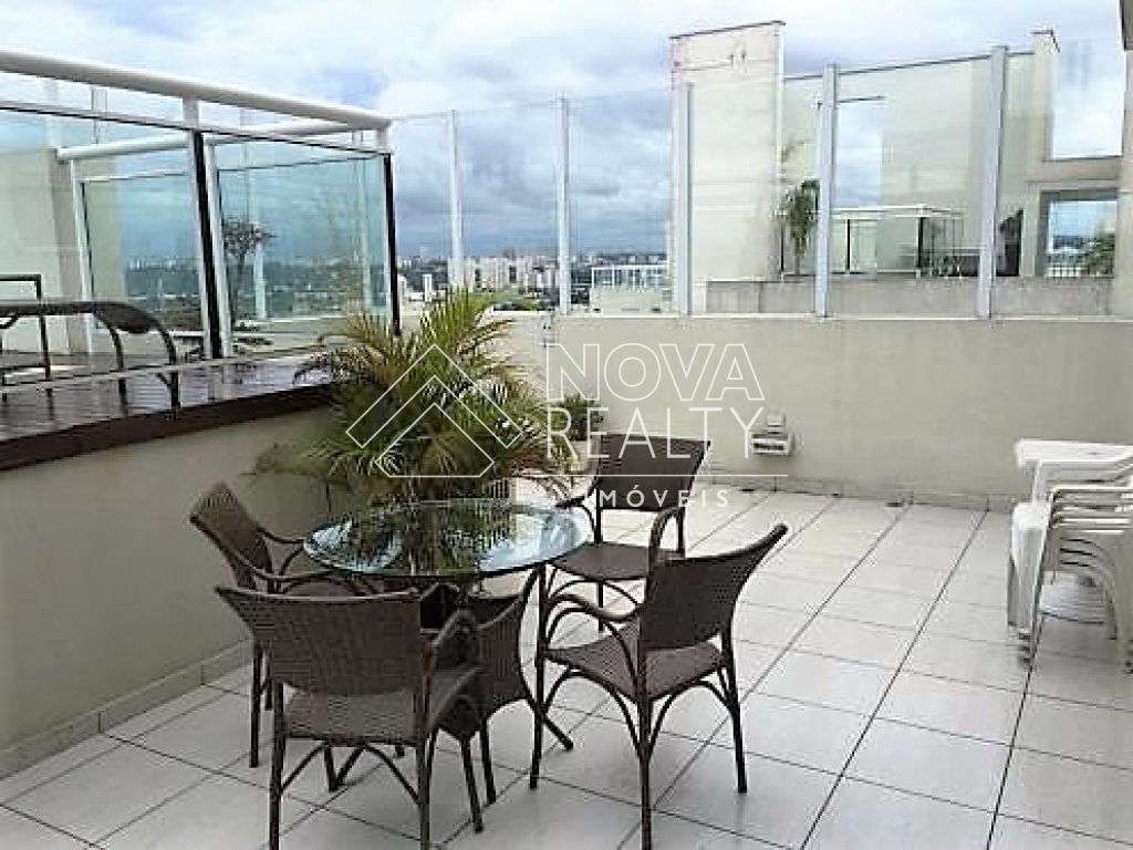 Cobertura, 3 quartos, 245 m² - Foto 2