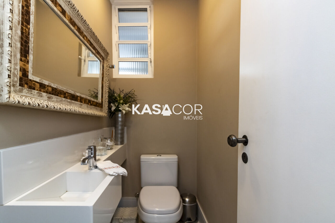 Apartamento, 3 quartos, 240 m² - Foto 1
