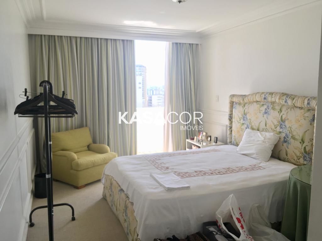Apartamento, 3 quartos, 258 m² - Foto 13